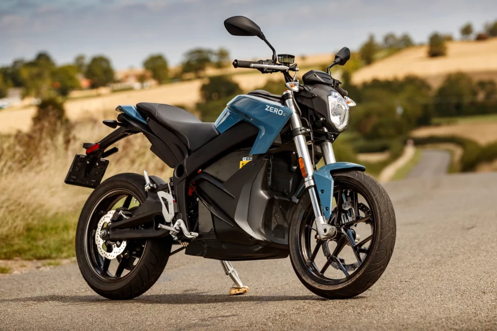 Motor listrik urban bergaya minimalis untuk perjalanan kota
