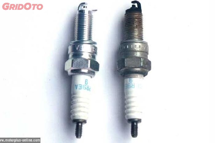 Pemeriksaan dan penggantian rantai motor oleh teknisi profesional β imgx.gridoto.com